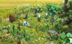 Walthers SceneMaster HO 949-1117 Overgrown Garden, 5-1/8" X 6-11/16"