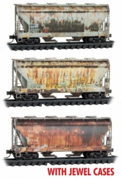 Micro-Trains N 98305037 Weathered 2-Bay Covered Hopper, Southern (3-Pack)