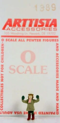 Arttista Accessories O 1389 Little Girl (To Build Snowman)