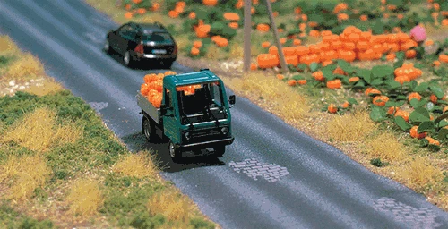 Busch HO 1105 Asphalt Street With Potholes 1 Busch HO 1105 Asphalt Street With Potholes