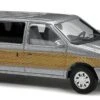 Busch HO 44623 1990 Plymouth Voyager Minivan, Silver With Wood Panels