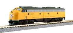 Kato N 106104 EMD E8A And Pullman Bi-Level "400" Train, Chicago And North Western (6-Unit Set) -ToyHaven Store KAT 106104a 34072.1647433480