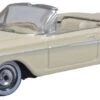 Oxford Diecast HO 87CI61005 1961 Chevrolet Impala Convertible, Almond Beige/White