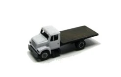 Showcase Miniatures Z 4031 I Class Flatbed Freight Truck Kit (2) -ToyHaven Store SHO 4031 4 36652.1504130597
