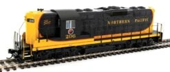 Walthers Mainline HO 910-20486 EMD GP9 Phase II With High Hood, Northern Pacific #209